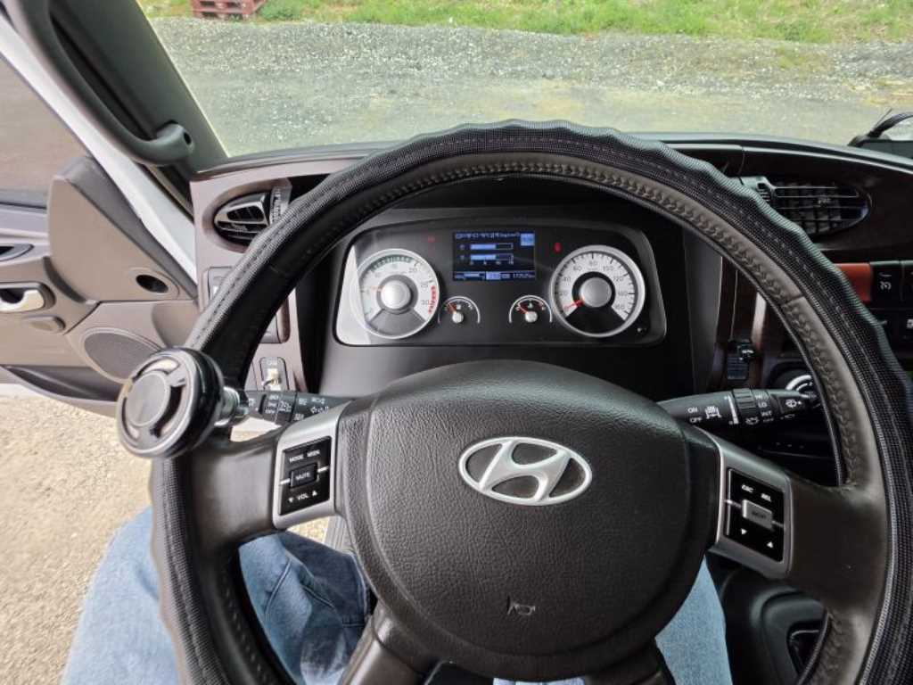 현대 메가트럭 4.5톤 5KL 경유 탱크로리 2019년식 주행 171,899km 중고 화물차 홈/탱크로리 상세 이미지 17