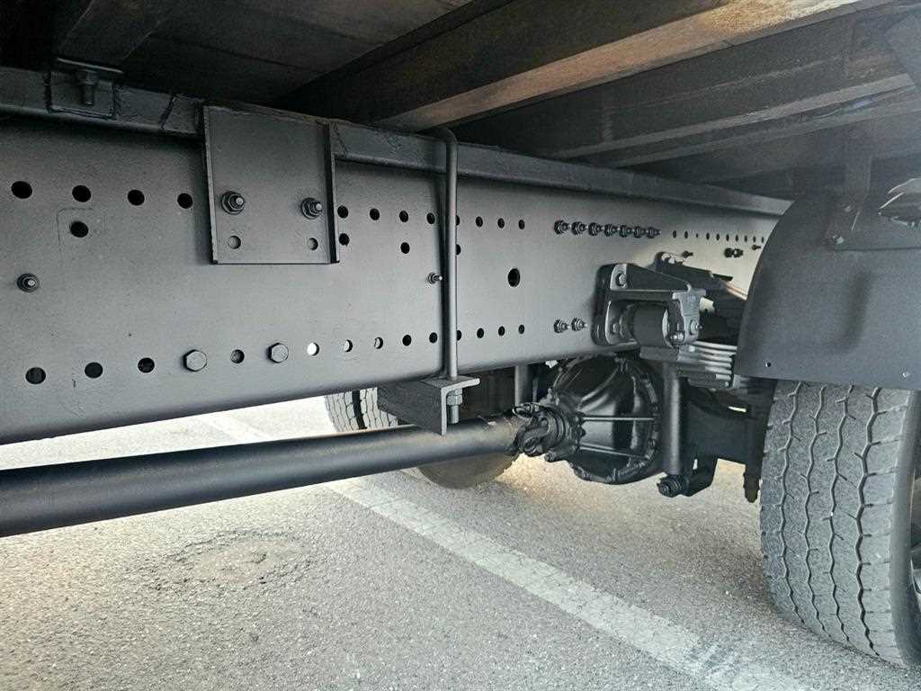 대우 8.5톤 극초장축 후축 셀프로더 2017년식 주행 600,801km 중고 화물차 상세 이미지 12