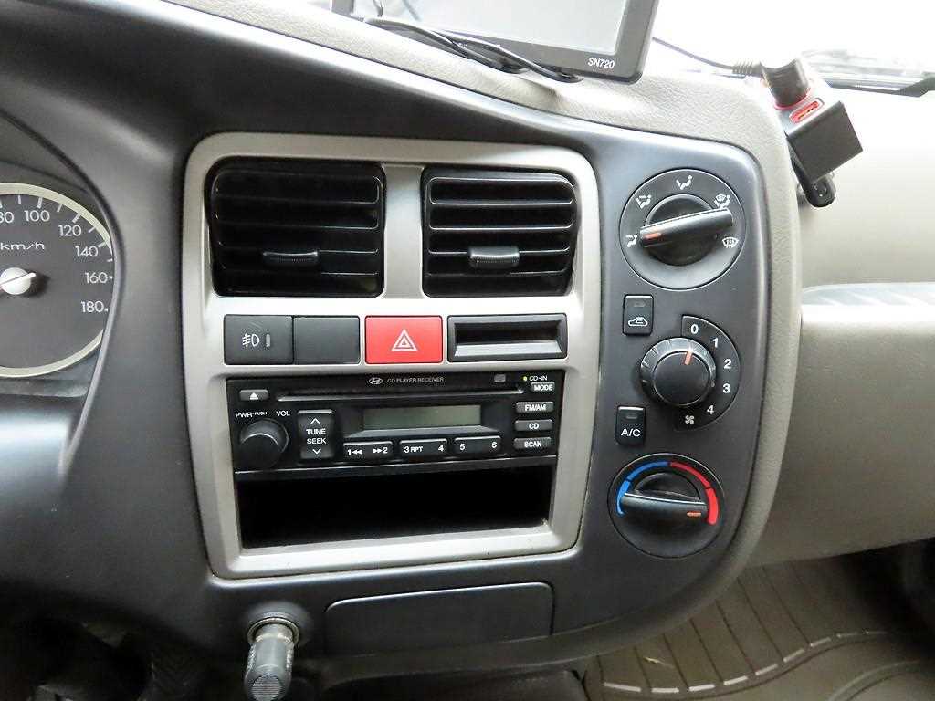 현대 포터2 1톤 더블캡 카고 2012년식 주행 63,060km 중고 화물차 상세 이미지 9