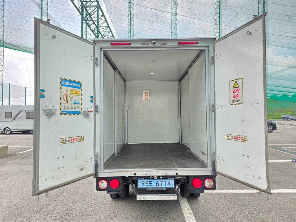 기아 봉고3 EV 1톤 하이내장탑 2021년식 주행 88,542km 중고 화물차 상세 이미지 7