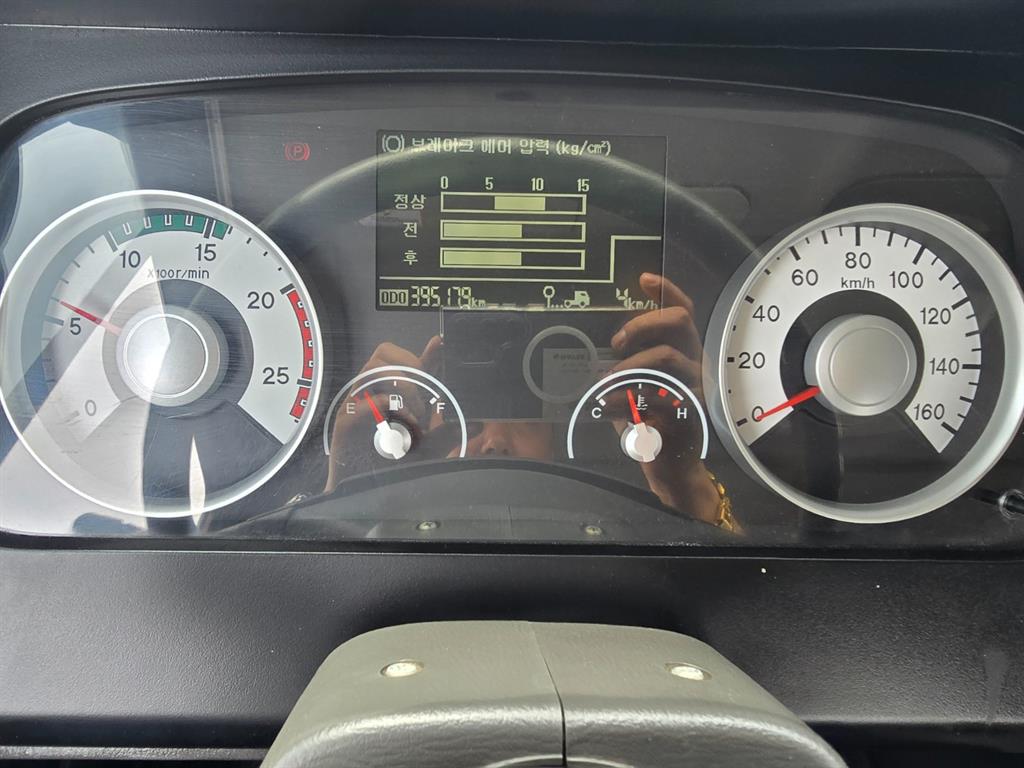 현대 뉴파워트럭 8톤 탱크로리 2009년식 주행 395,131km 중고 화물차 홈/탱크로리 상세 이미지 9