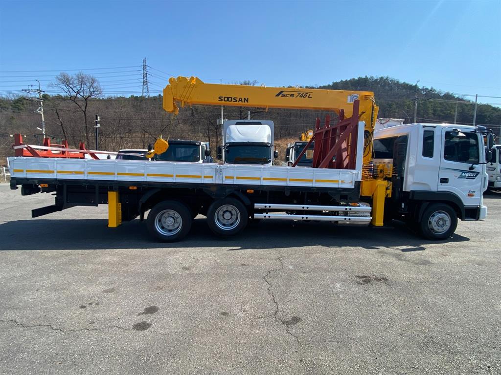 수산 746 5톤 카고크레인 2020년식 주행 33,494km 중고 화물차 상세 이미지 8
