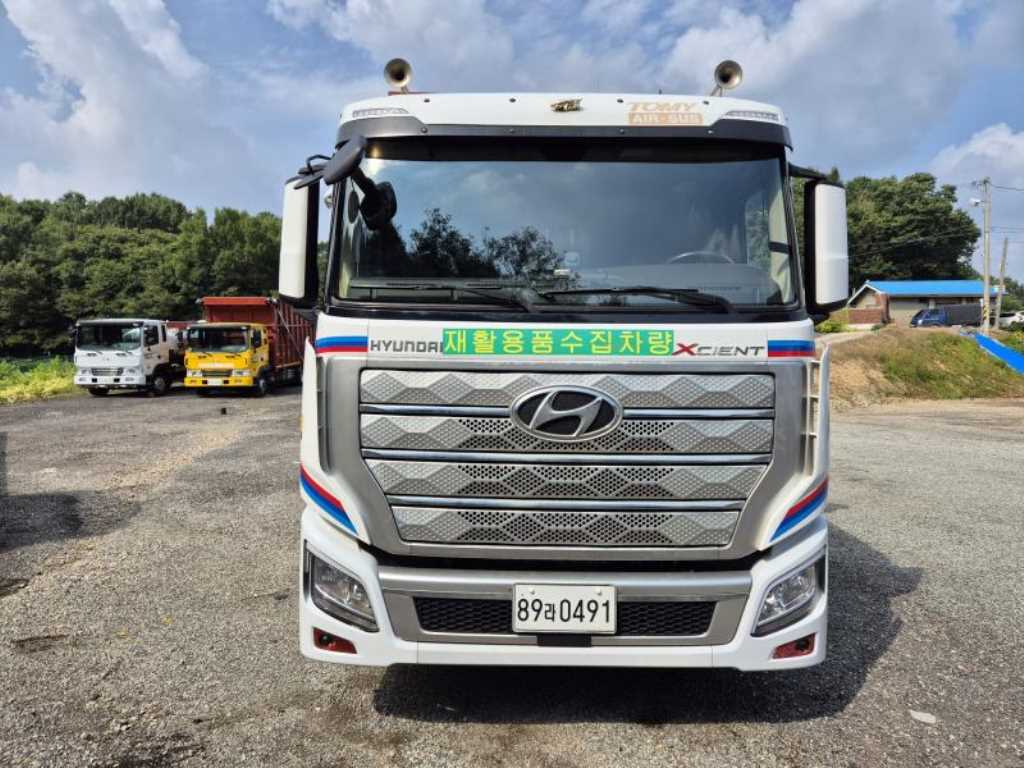 현대 엑시언트 9.5톤 히아브 13500XG 집게차 2020년식 주행 337,605km 중고 화물차 상세 이미지 2