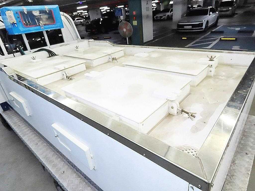 기아 봉고3 1톤 활어차 2023년식 주행 7,311km 중고 화물차 상세 이미지 6