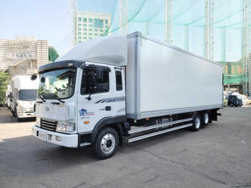 중대형화물 4.5톤 냉동탑 2015년식 주행 125,630km 중고 화물차 상세 이미지 3