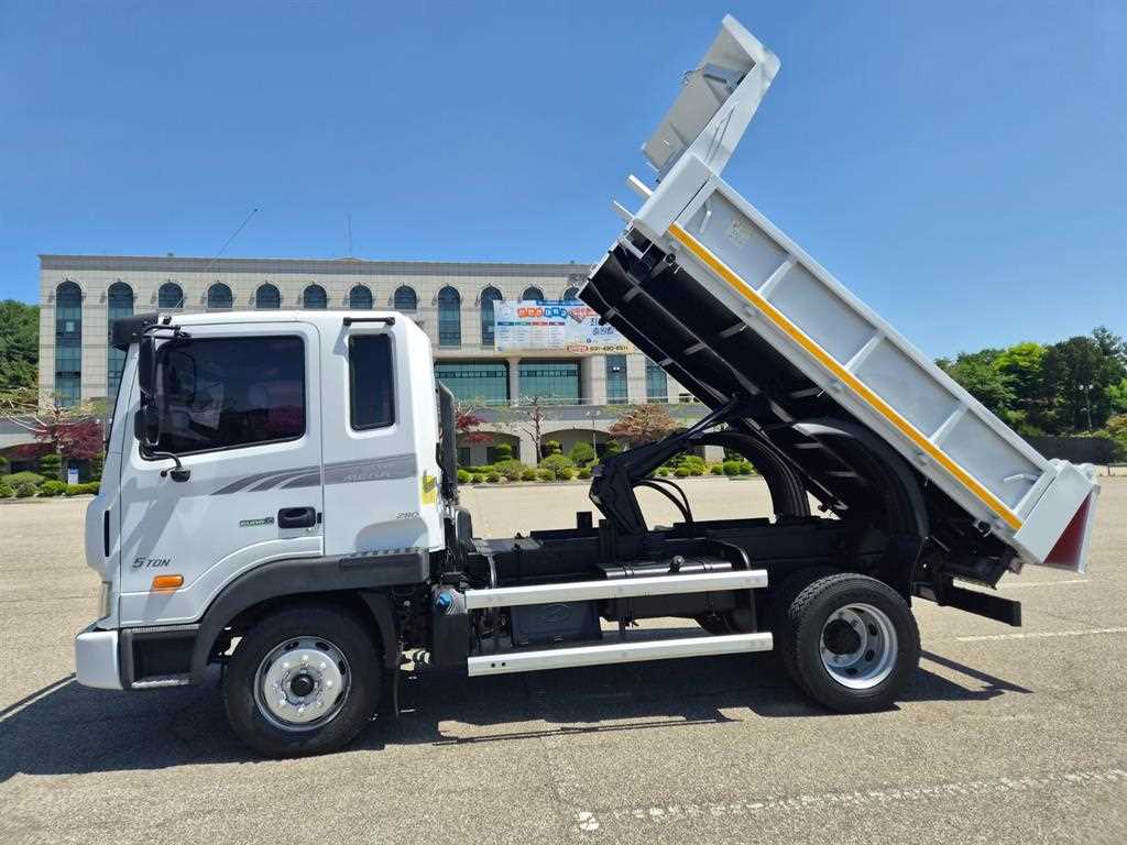 현대 5톤 정품덤프 2015년식 주행 3,435km 중고 화물차 상세 이미지 10