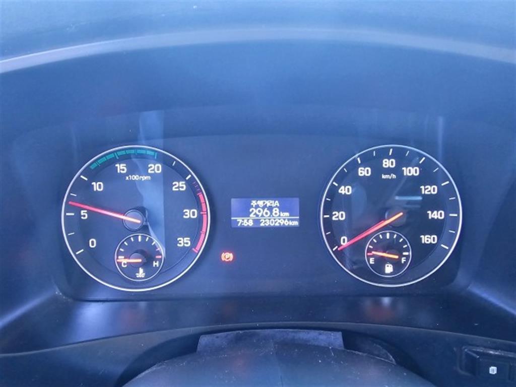 현대 2.5톤 익스탑 슈퍼캡 2015년식 주행 230,296km 중고 화물차 상세 이미지 11