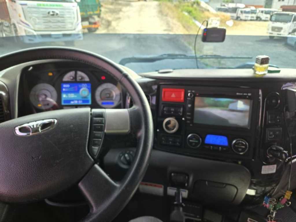 중대형화물 냉동탑 4.5톤 2017년식 주행 393,631km 중고 화물차 상세 이미지 11