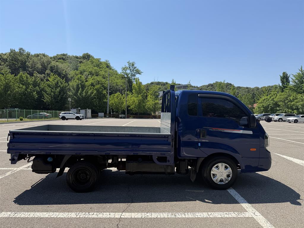 기아 더뉴봉고3 1톤 킹캡 초장축 카고 2020년식 주행 148,557km 중고 화물차 상세 이미지 4