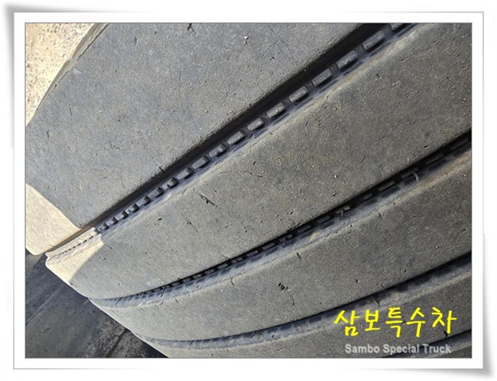 볼보 24톤 1+3축 암롤트럭 2018년식 중고 화물차 2018-01 주행 442,490km 상세 이미지 13