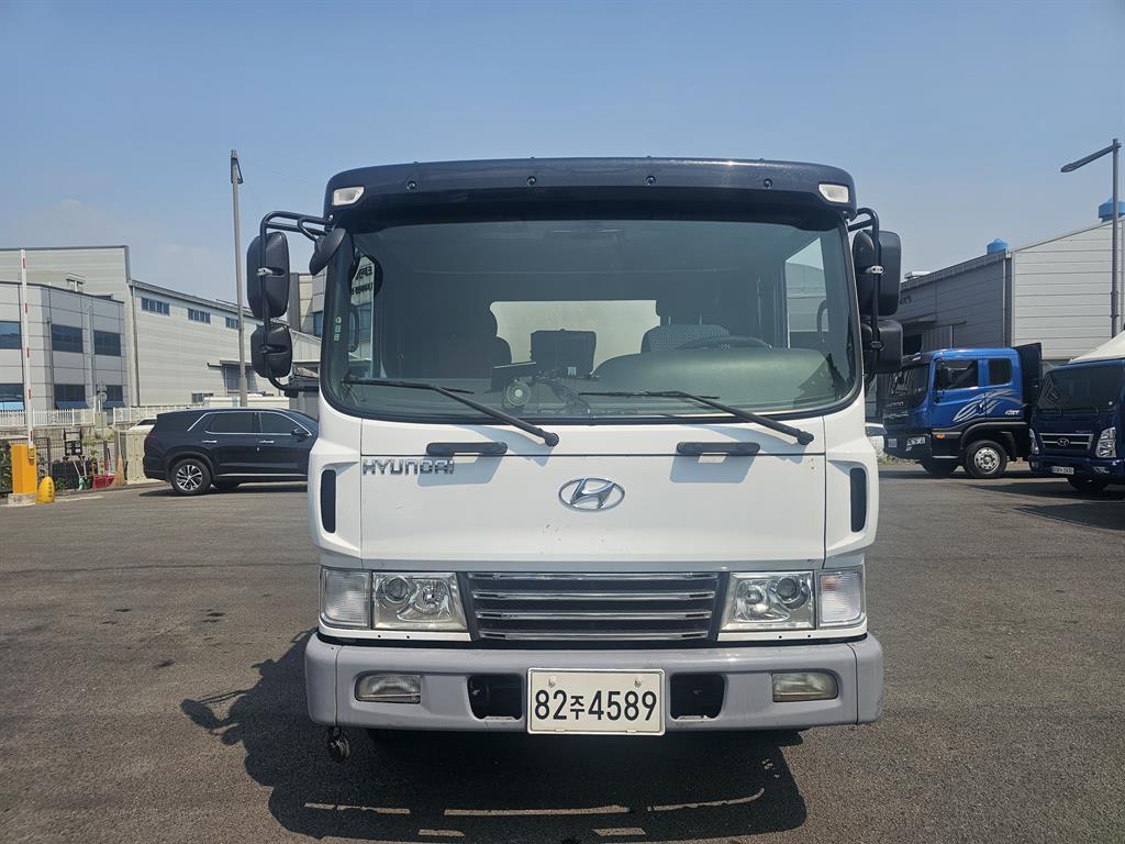 2017년식 주행 170,200km 현대 5톤 압착진개차 중고 화물차 상세 이미지 2