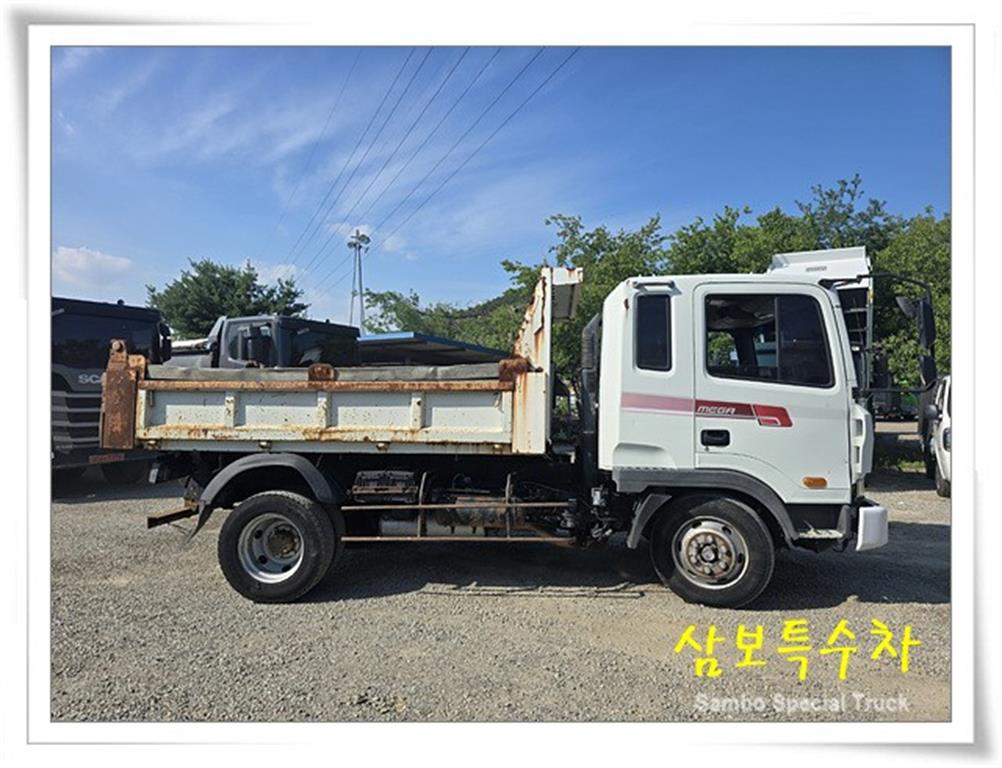 현대 메가트럭 5톤 덤프 2003년식 중고 화물차 2003-01 주행 911,986km 상세 이미지 4