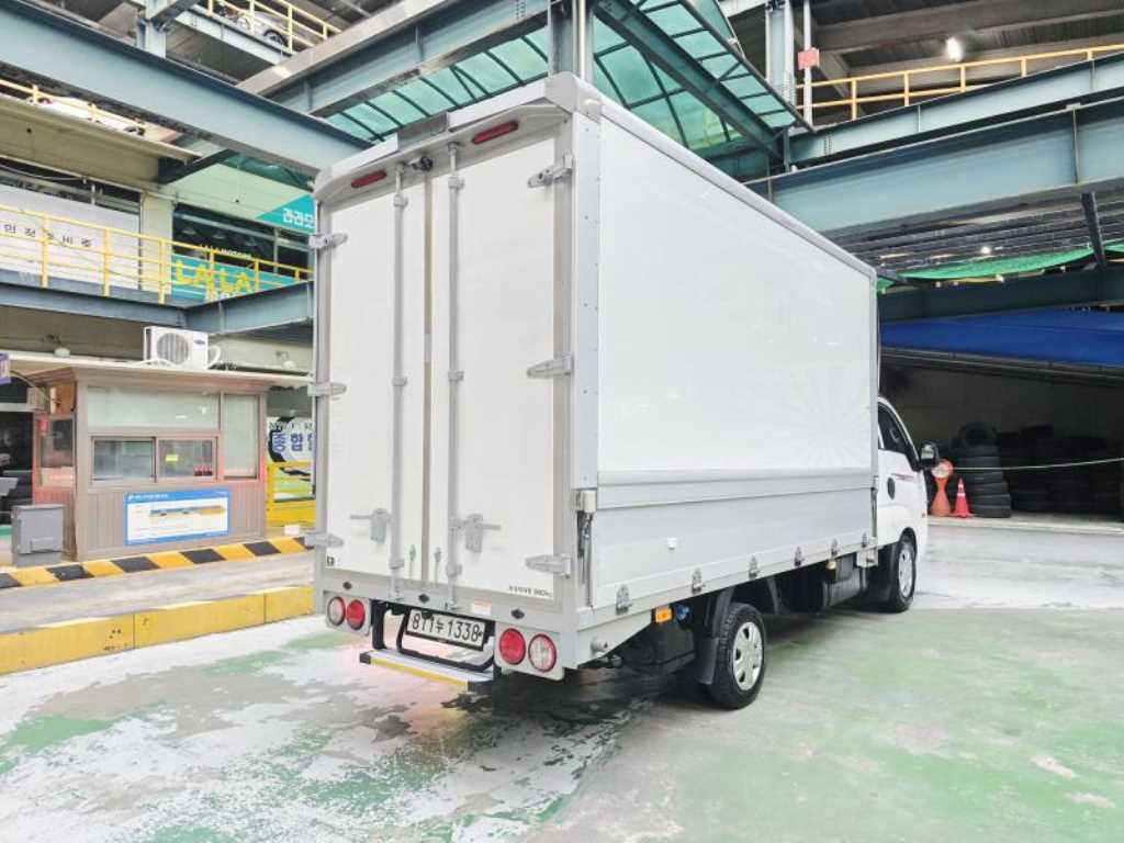 기아 더뉴봉고3 1톤 전동식 윙바디 2022년식 주행 222,324km 중고 화물차 상세 이미지 9