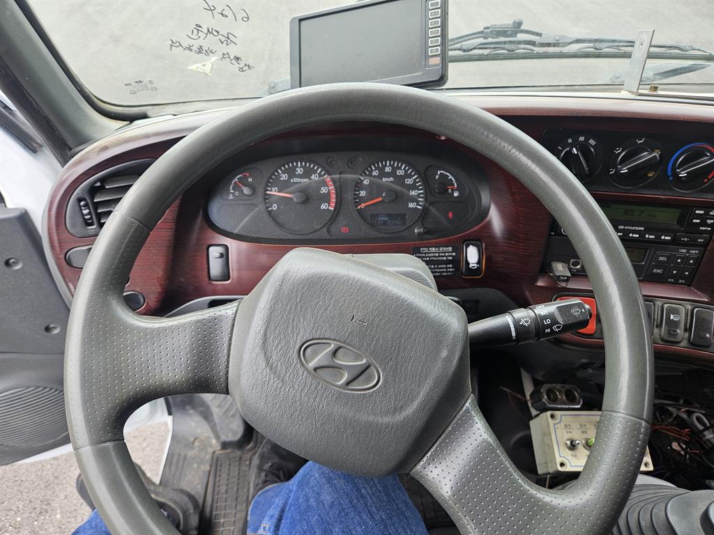 2016년식 주행 305,342km 2.5톤 압착진개차 덤핑식 중고 화물차 상세 이미지 12