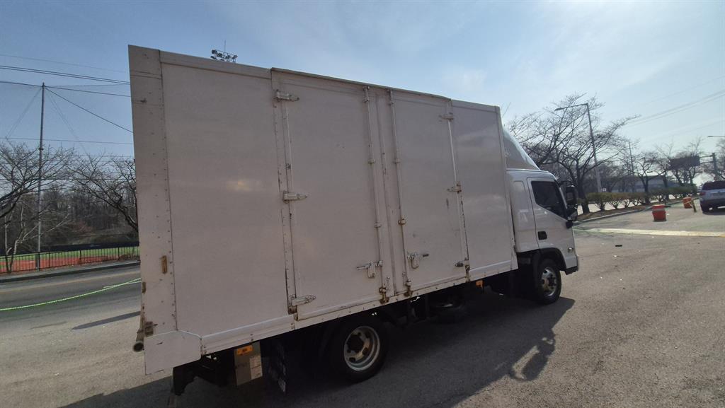 2.5톤 익스하이 내장탑 파워게이트 2019년식 주행 227,600km 중고 화물차 익스탑 상세 이미지 18