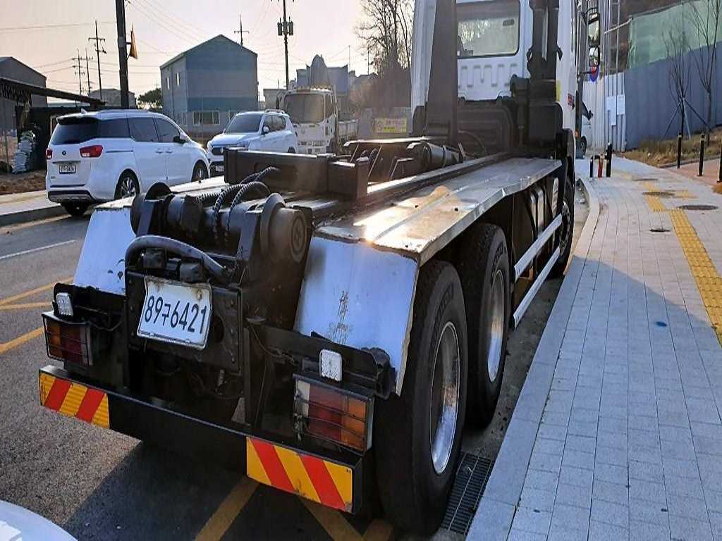 현대 트라고 16톤 암롤트럭 2008년식 주행 621,779km 중고 화물차 상세 이미지 6