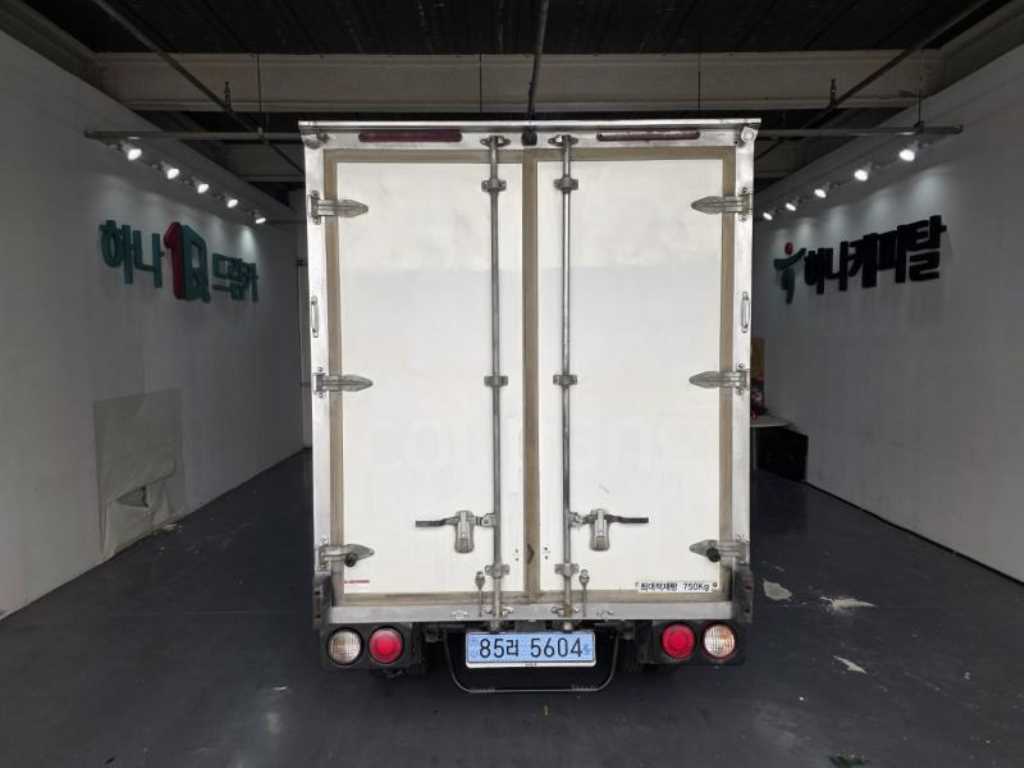 기아 봉고3 EV 1톤 하이내장탑 2022년식 주행 28,638km 중고 화물차 상세 이미지 3