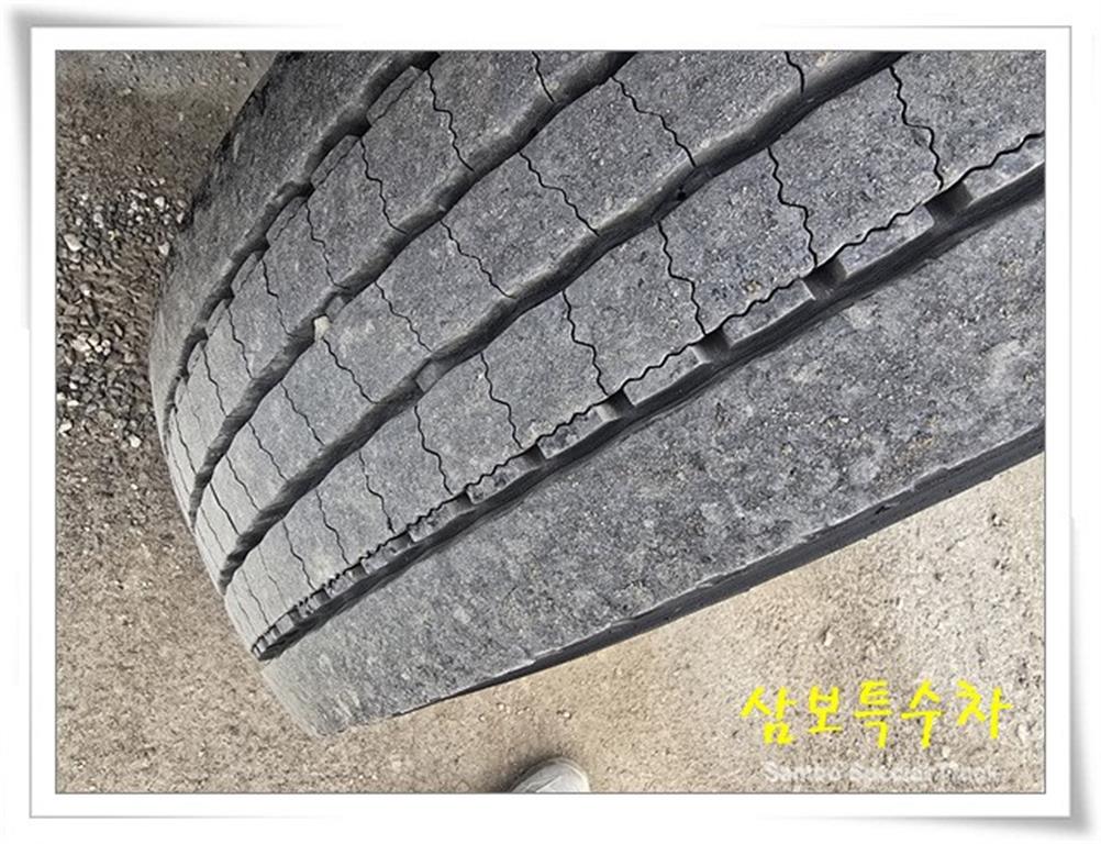 2014년식 주행 737,337km 8톤 음식물처리차량 중고 화물차 음식물차 상세 이미지 13