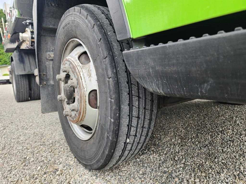 현대 올뉴마이티 3.5톤 4000리터 살수차 2017년식 주행 120,533km 중고 화물차 상세 이미지 8