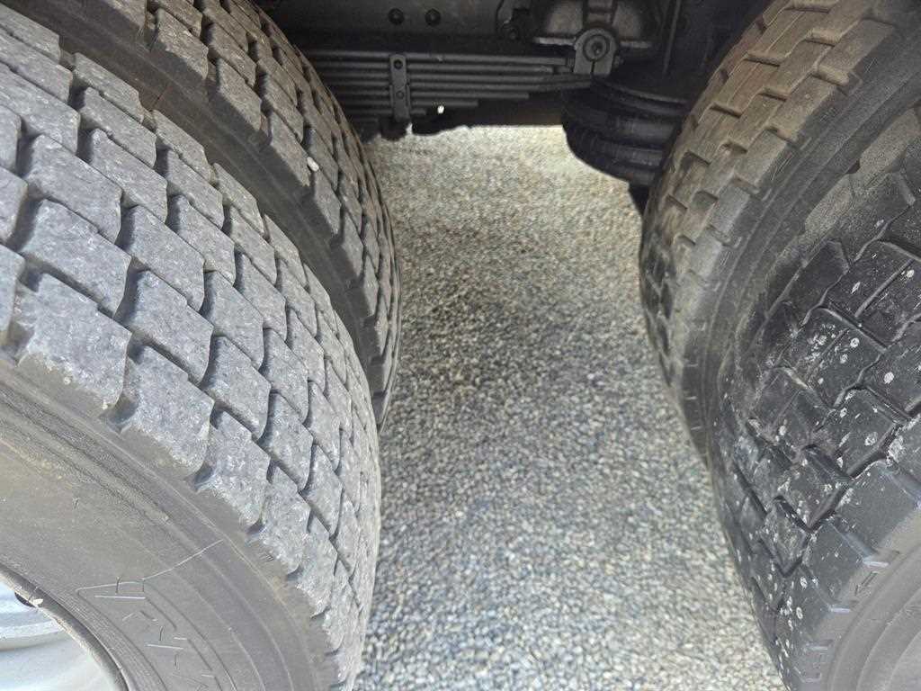 현대 메가트럭 5톤 집게차 2018년식 주행 217,745km 중고 화물차 상세 이미지 13