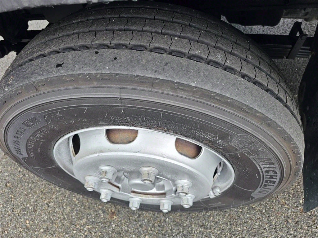 한국쓰리축 8.5톤 광림 2057H 카고크레인 2018년식 주행 102,542km 중고 화물차 대표 이미지