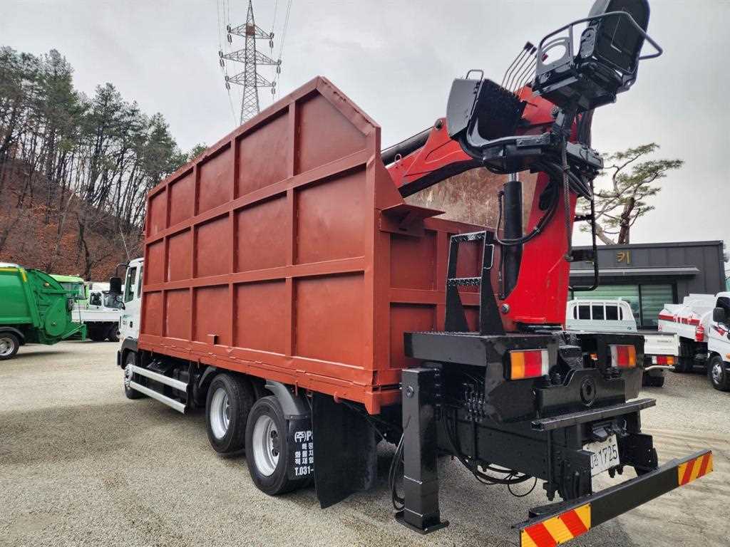 현대 메가트럭 5톤 동양2200 집게차 2011년식 주행 329,942km 중고 화물차 상세 이미지 6