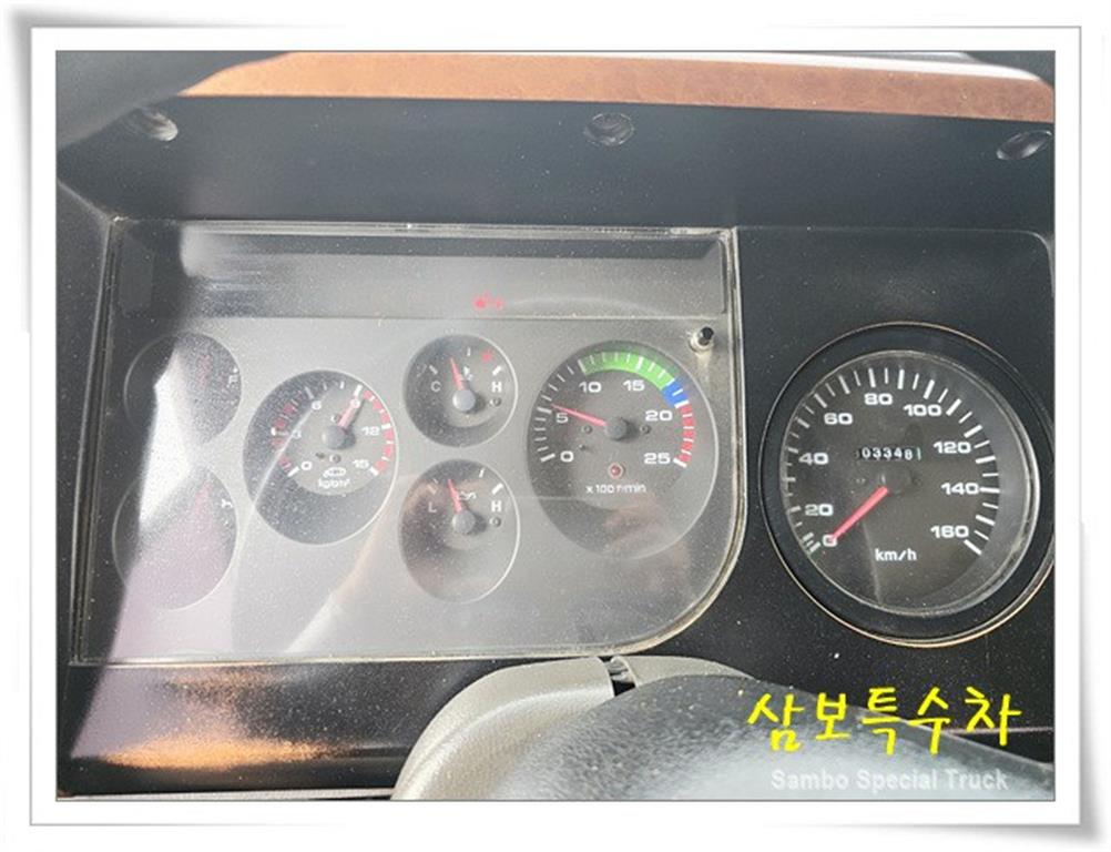 현대 16톤 스텐탱크 살수차 2002년형 주행 803,348km 중고 화물차 상세 이미지 10