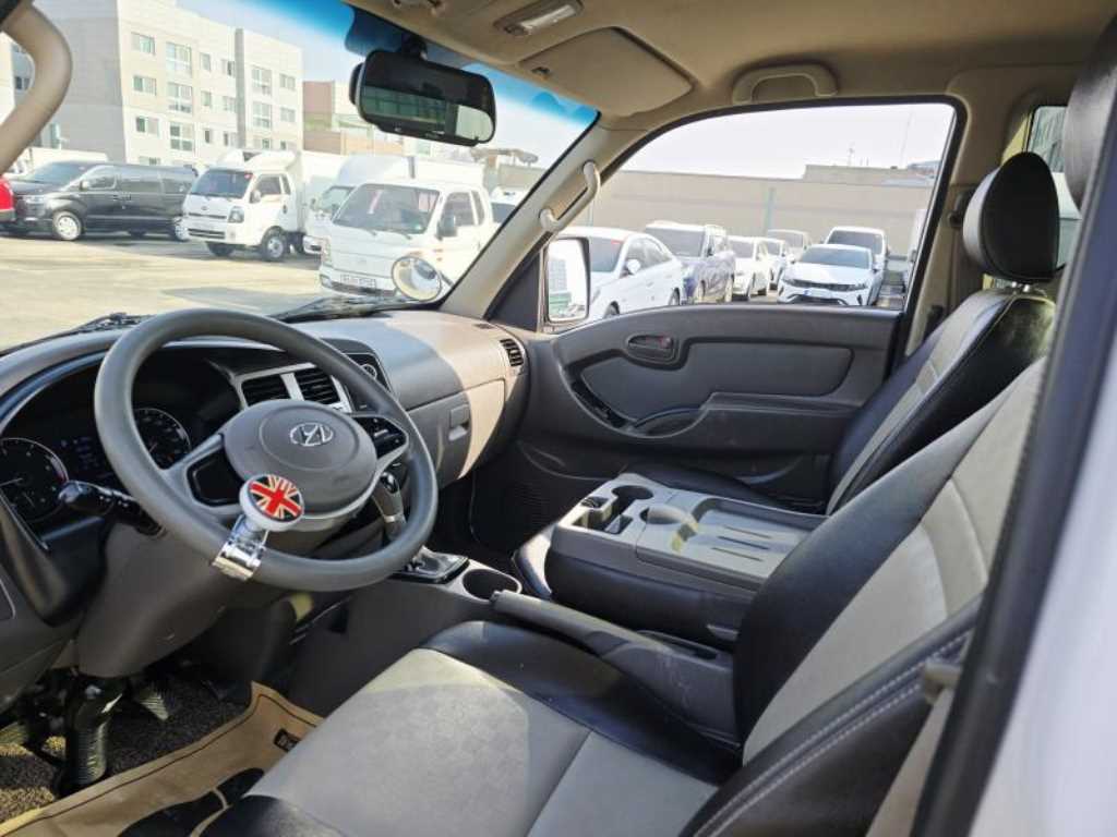 현대 포터2 1톤 초장축 슈퍼캡 카고 2020년식 주행 112,504km 중고 트럭 상세 이미지 11