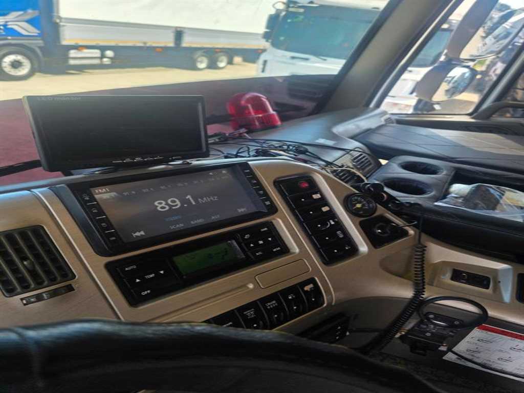 대우 8.5톤 극초장축 후축 셀프로더 2017년식 주행 600,801km 중고 화물차 상세 이미지 15