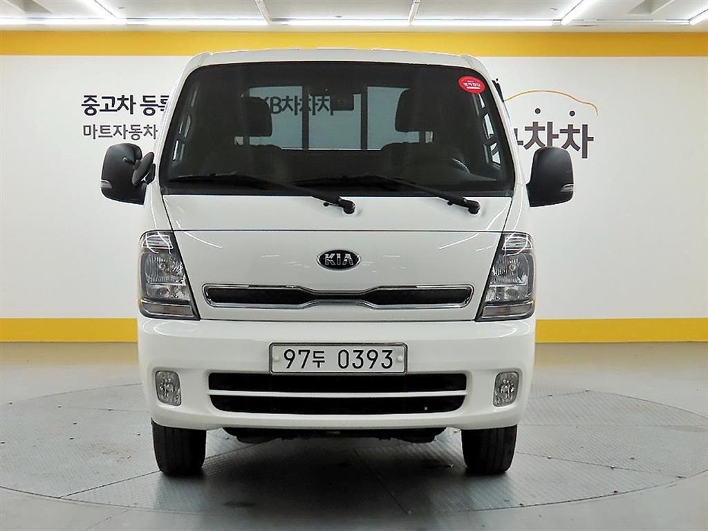 기아 더뉴봉고3 1.2톤 표준캡 초장축 카고 2020년식 주행 71,712km 중고 화물차 대표 이미지