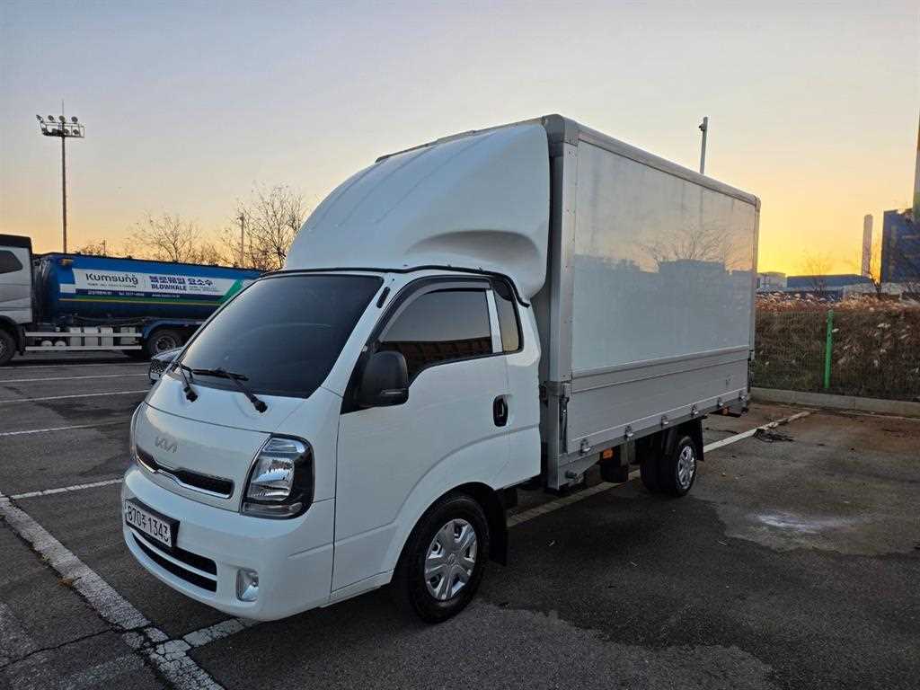기아 더뉴봉고3 1톤 전동윙바디 오토 2022년형 주행 80,914km 중고 트럭 대표 이미지