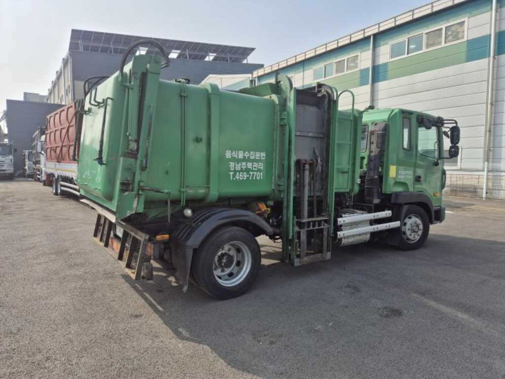 현대 5톤 음식물 수거차 2015년식 주행 160,000km 중고 화물차 음식물차 상세 이미지 4