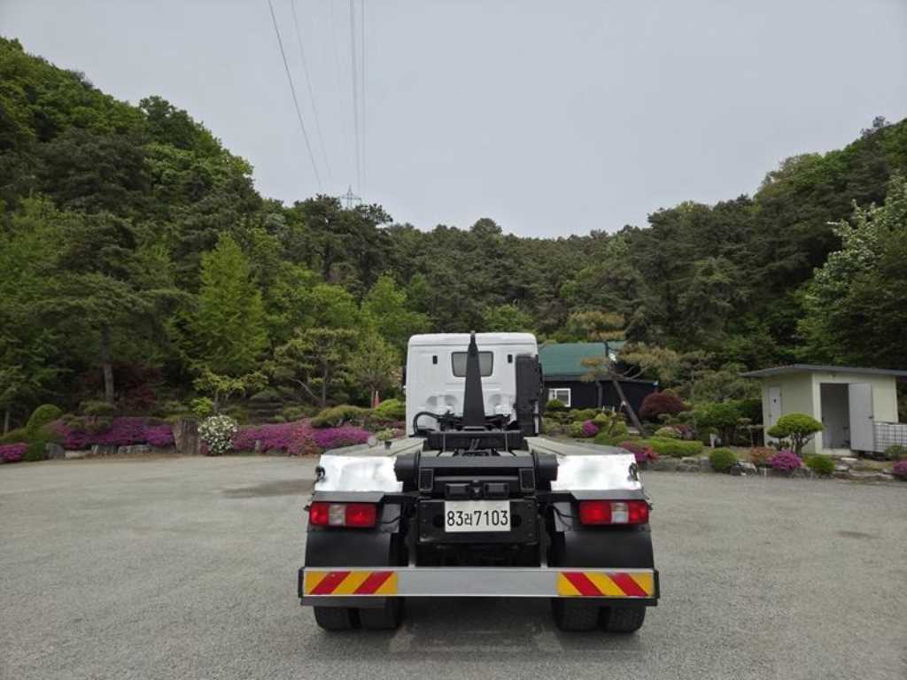 현대 트라고 엑시언트 25톤 원쓰리 암롤 2018년식 주행 312,238km 중고 화물차 상세 이미지 8