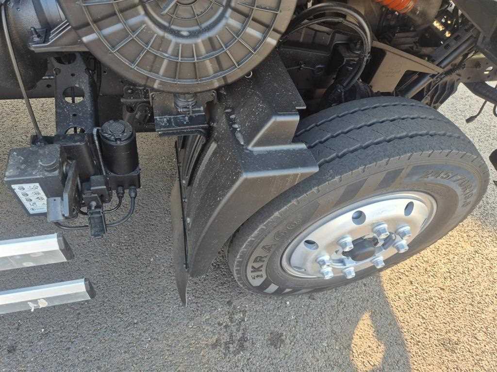 현대 5톤 롱바디 덤프 2016년식 주행 235,001km 중고 화물차 상세 이미지 17