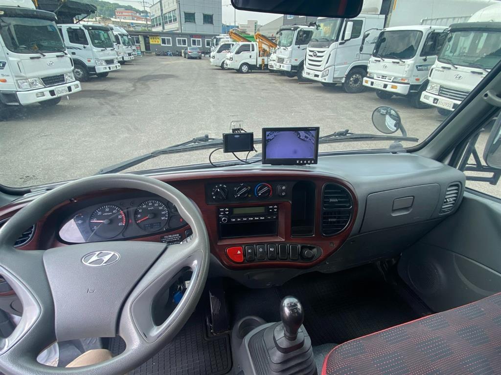 현대 마이티 2.5톤 홈로리 탱크로리 2019년식 주행 42,792km 중고 화물차 홈/탱크로리 상세 이미지 13
