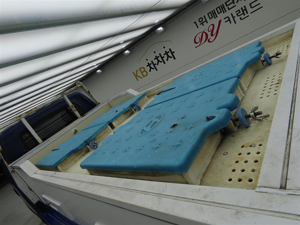 현대 포터2 1톤 슈퍼캡 초장축 활어차 2018년식 주행 70,299km 중고 화물차 상세 이미지 18