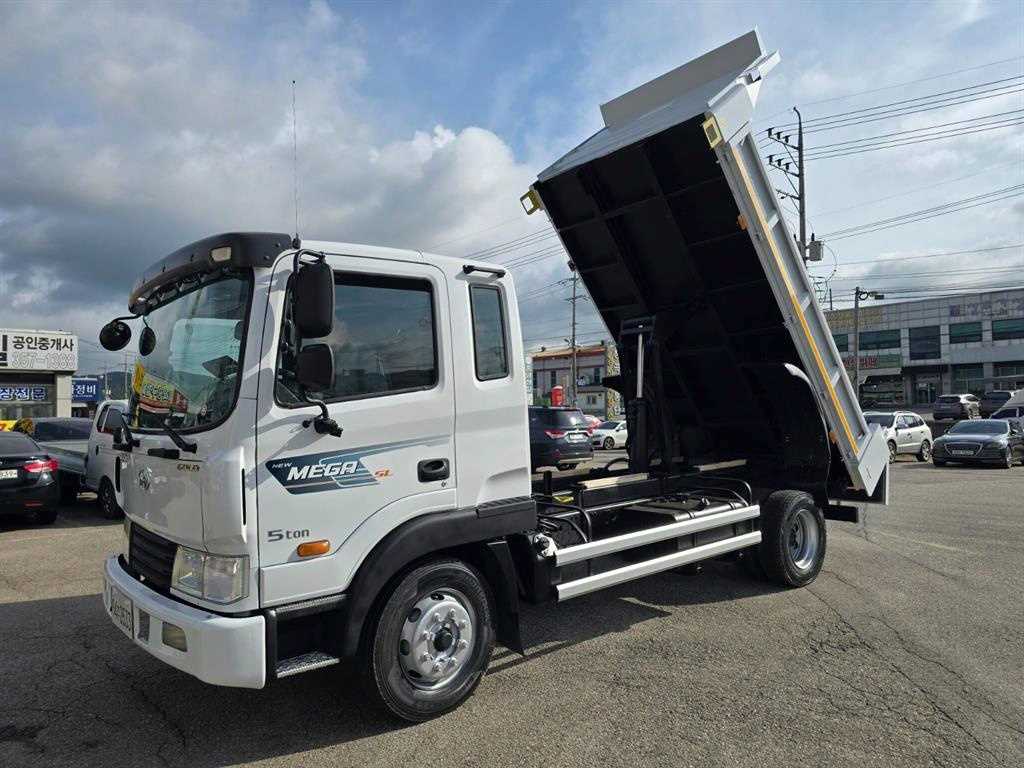 현대 메가트럭 5.5톤 하독스 롱덤프 2015년식 주행 250,711km 중고 화물차 대표 이미지