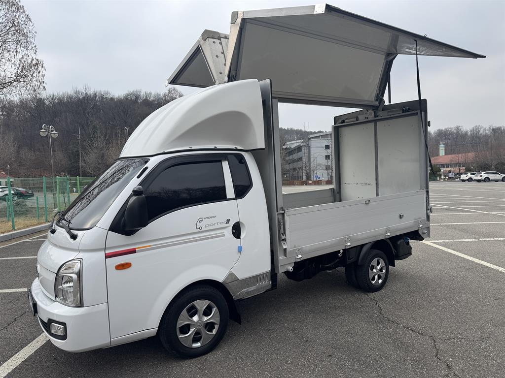 현대 포터2 슈퍼캡 초장축 1톤 윙바디 2022년식 주행 86,242km 중고 트럭 상세 이미지 10