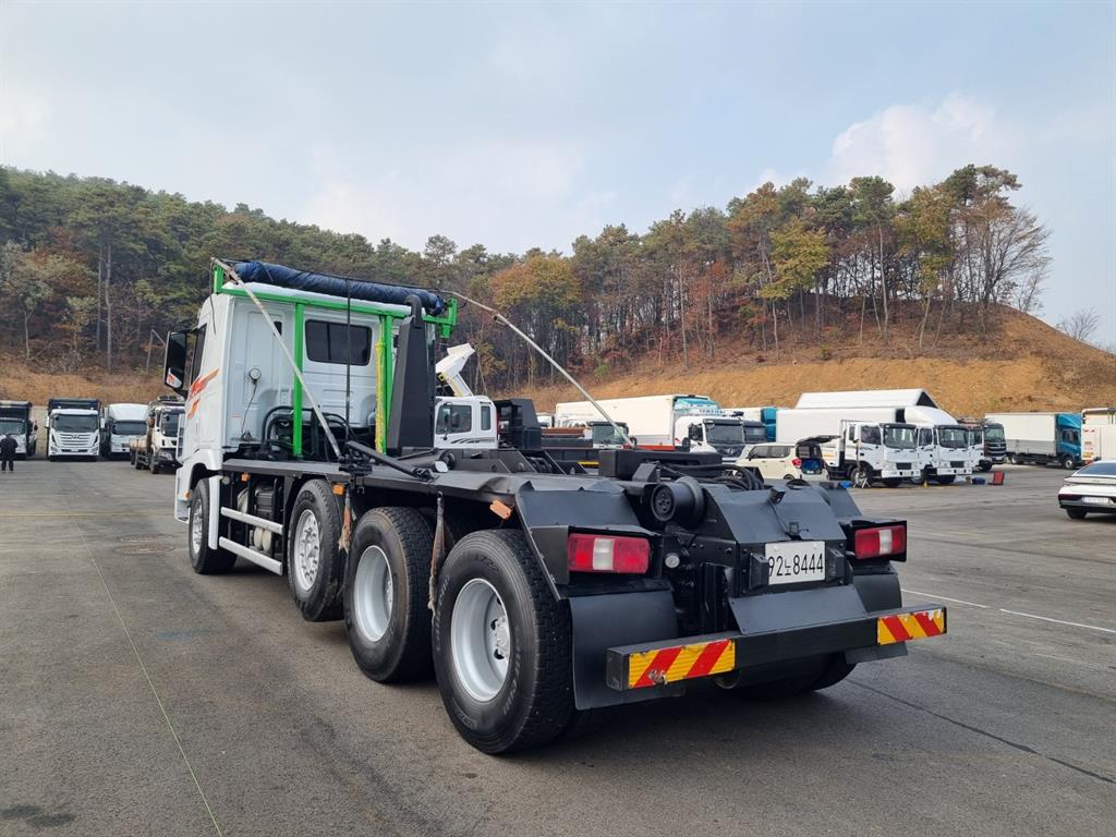 현대 엑시언트 24톤 암롤트럭 2014년식 주행 693,282km 중고 화물차 상세 이미지 7