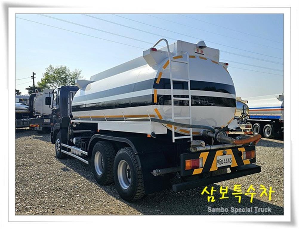 현대 트라고 0리터 살수차 2010년식 중고 화물차 16톤 2010-03 주행 835,573km 상세 이미지 16
