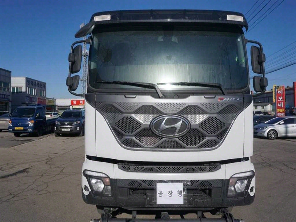 현대 파비스 9.5톤 살수차 2023년형 주행 1,730km 수출용 중고 화물차 상세 이미지 7