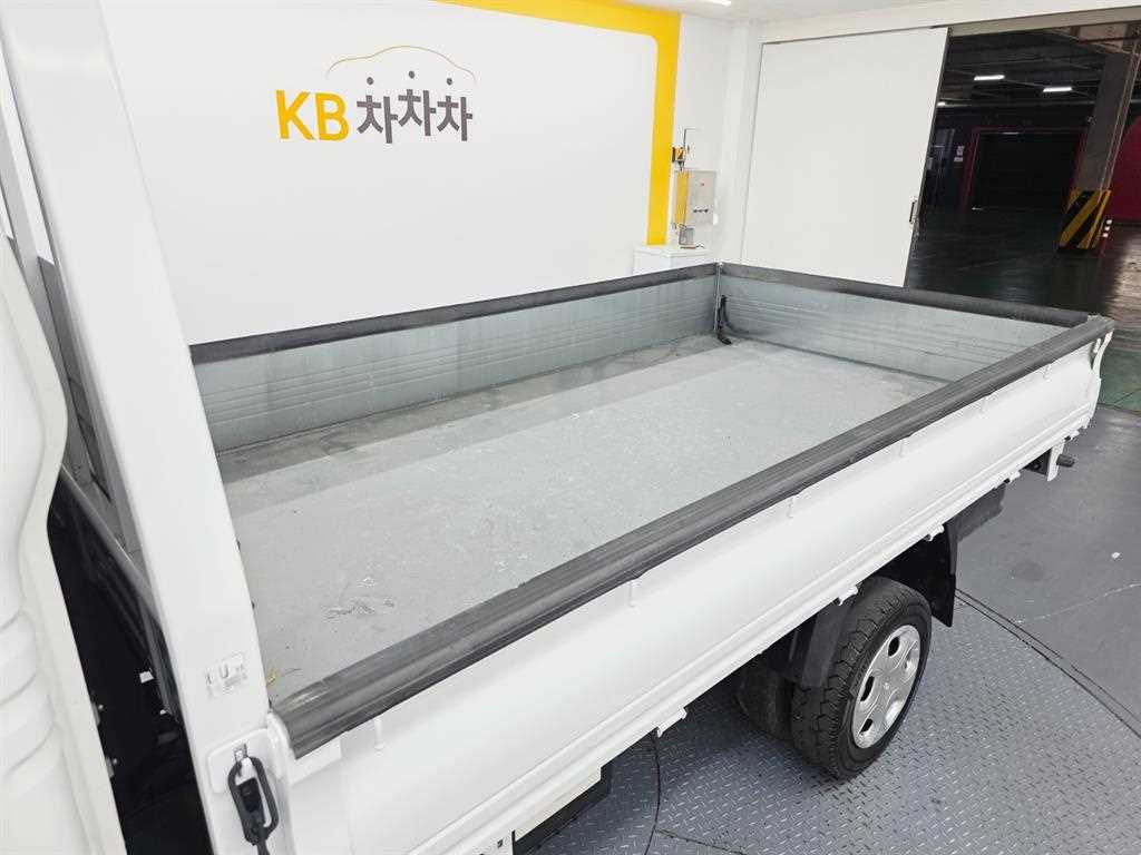 기아 더뉴봉고3 1톤 킹캡 초장축 카고 2020년식 주행 103,743km 중고 화물차 상세 이미지 18