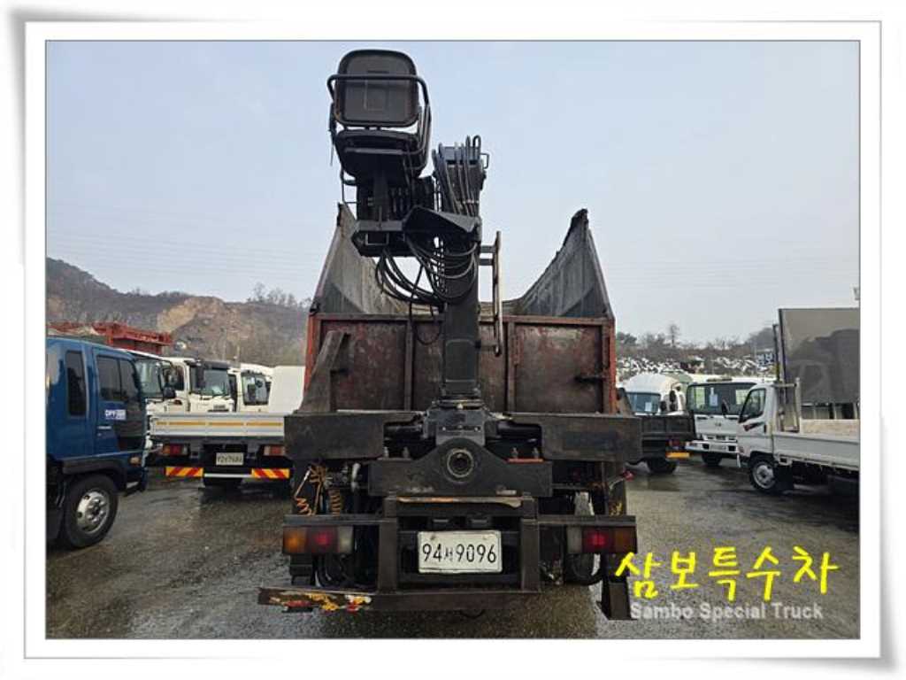 2007년식 주행 528,034km 현대 9.5톤 히아브 12000XG 집게차 중고 화물차 상세 이미지 5