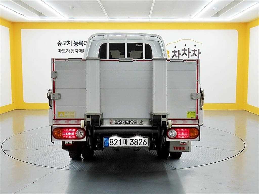 현대 포터2 1톤 더블캡 초장축 파워게이트 2023년형 주행 121,353km 중고 화물차 카고 상세 이미지 3