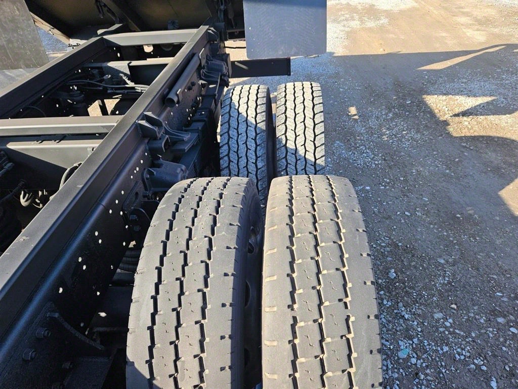 2010년식 주행 272,535km 현대 4.5톤 저상 앞축 롱덤프 중고 화물차 상세 이미지 19
