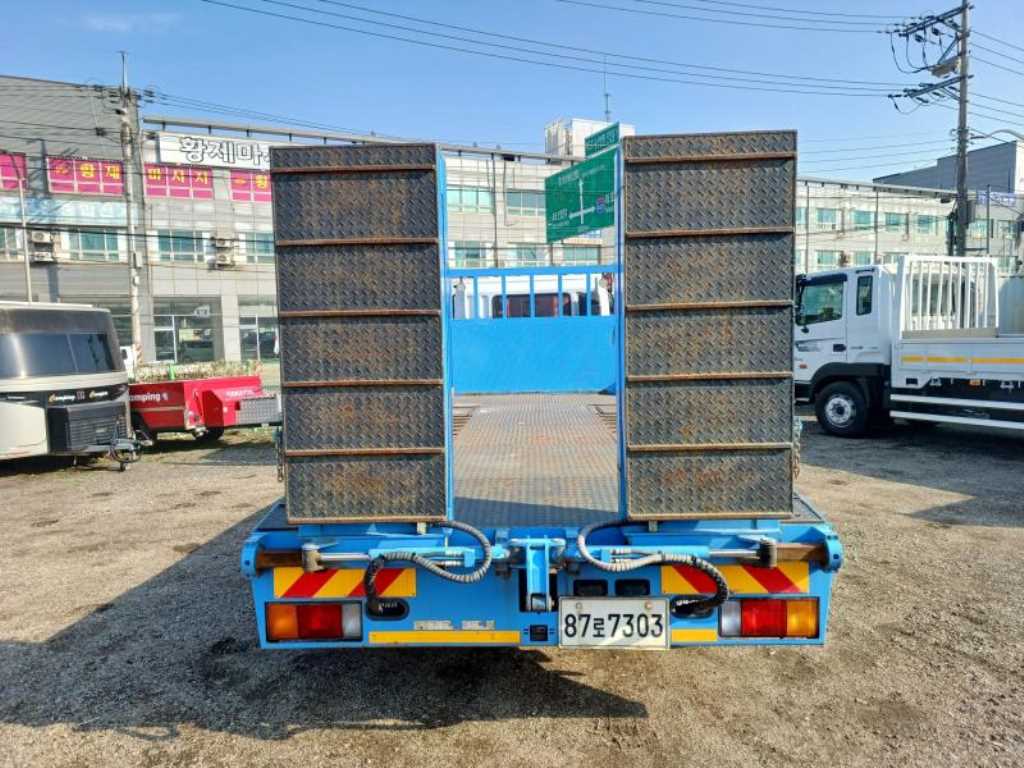 4.5톤 셀프로더 2012년식 주행 327,124km 중고 화물차 상세 이미지 4