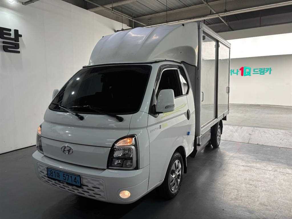 현대 포터2 EV 1톤 하이내장탑 2023년식 주행 18,390km 중고 화물차 상세 이미지 3