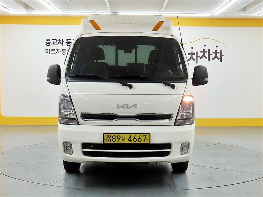 기아 더뉴봉고3 1톤 카고 킹캡 초장축 2023년식 주행 200,493km 중고 화물차 대표 이미지