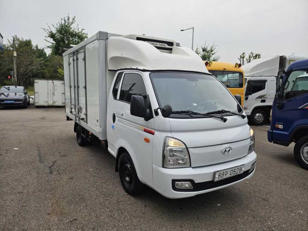 현대 포터2 1톤 슈퍼캡 초장축 카고 2020년식 주행 332,697km 중고 화물차 대표 이미지