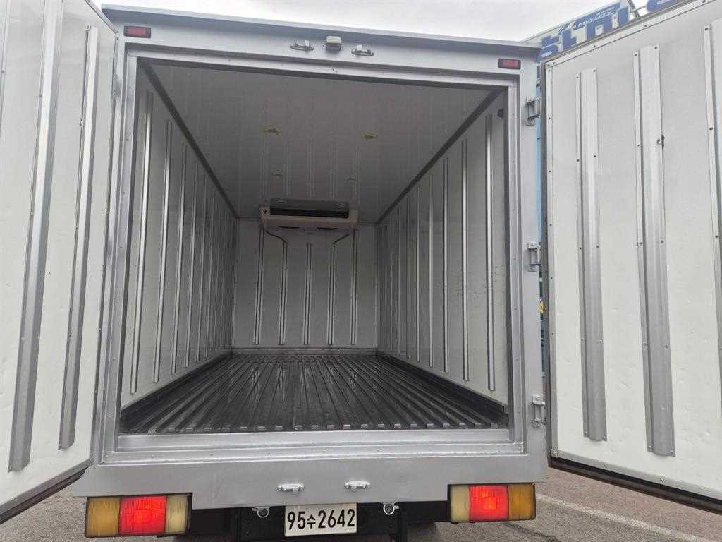 현대 올뉴마이티 2.5톤 고상 냉동탑 2023년식 주행 58,083km 중고 화물차 상세 이미지 9